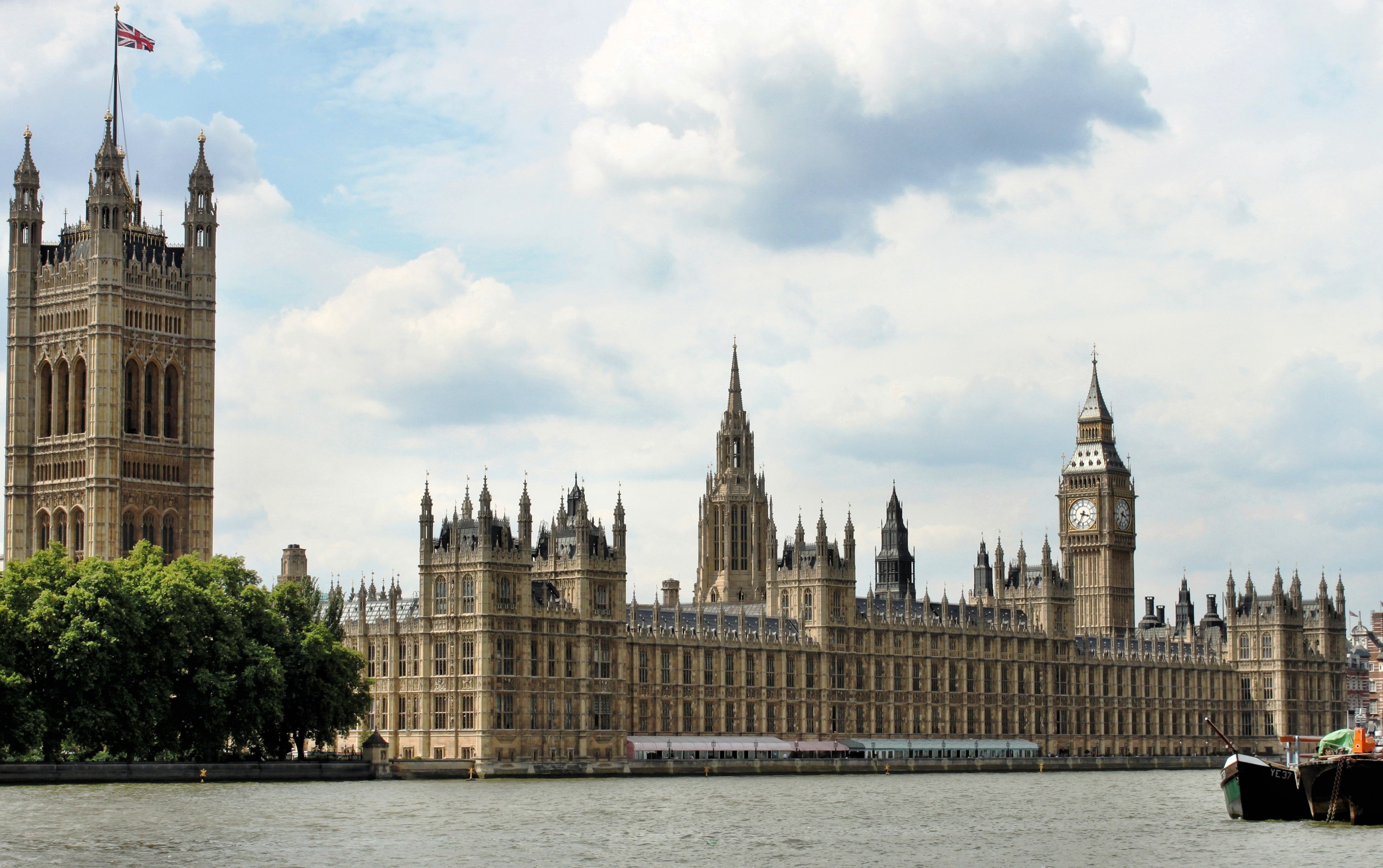 A image of Parliament